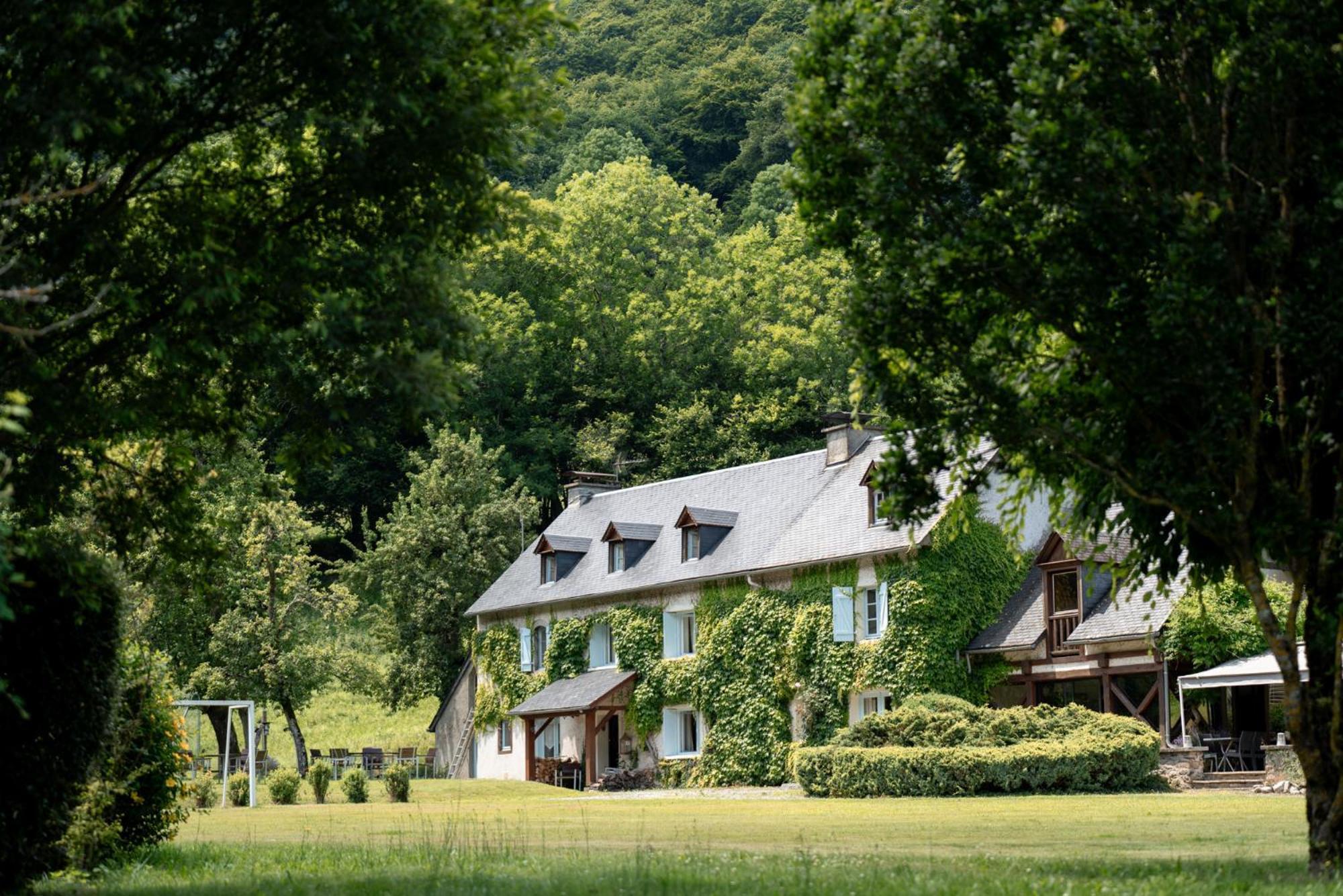 Отель Domaine De Ramonjuan Баньер-де-Бигор Экстерьер фото